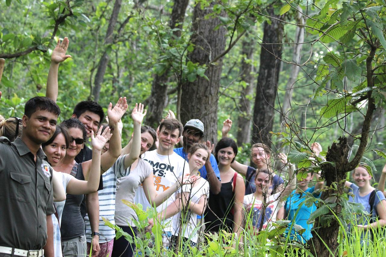 Jungle Sunset Camp Hotel Sauraha Luaran gambar
